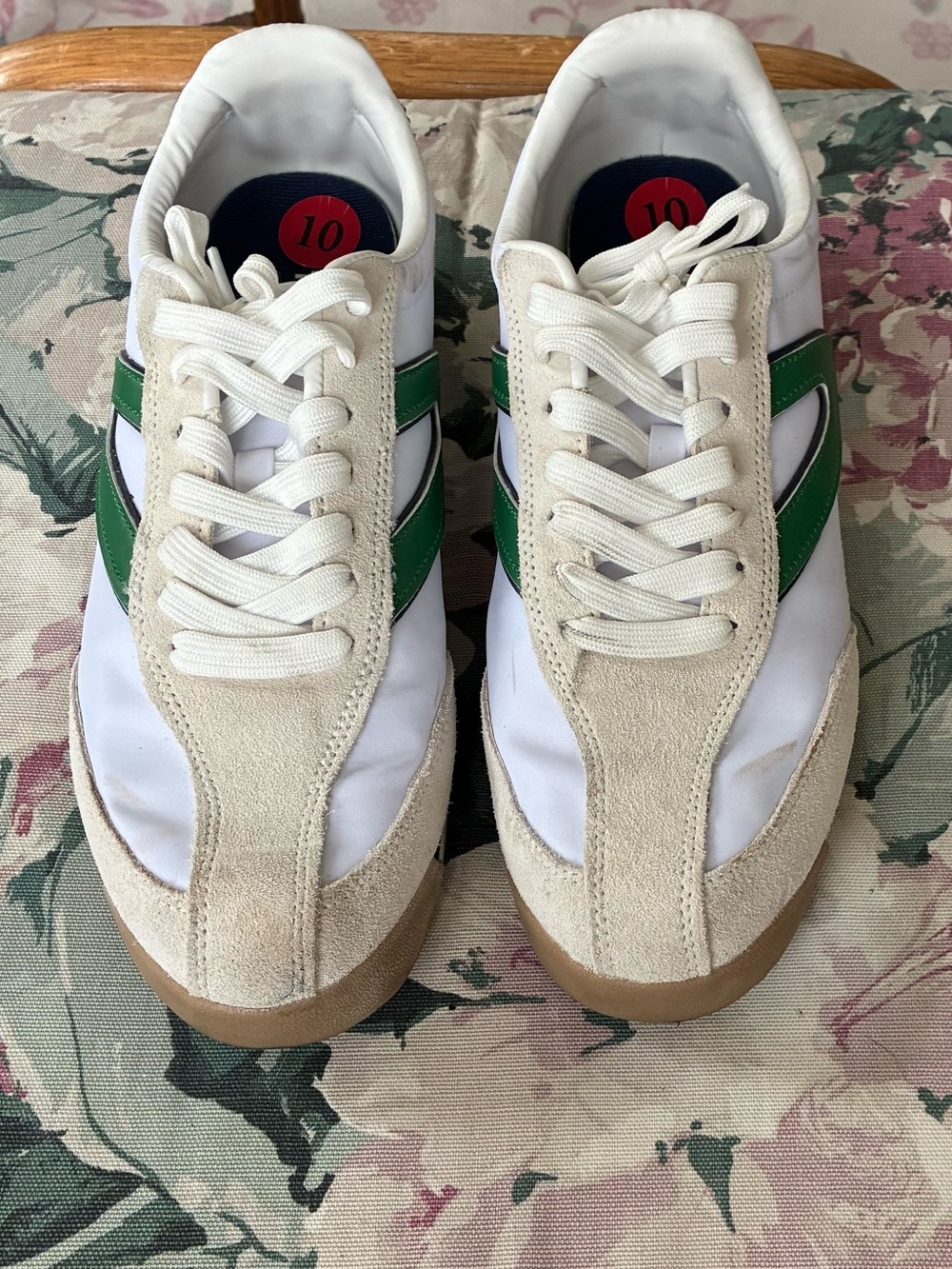 Tretorn 
White and Green Women's Lace-Up Sneakers